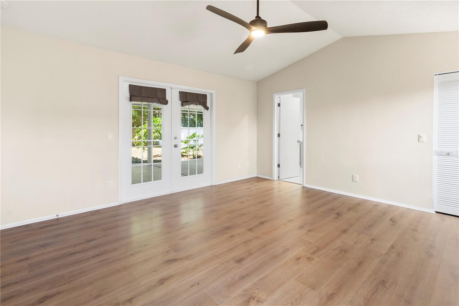 COUNTRY OAKS PH I - Residential