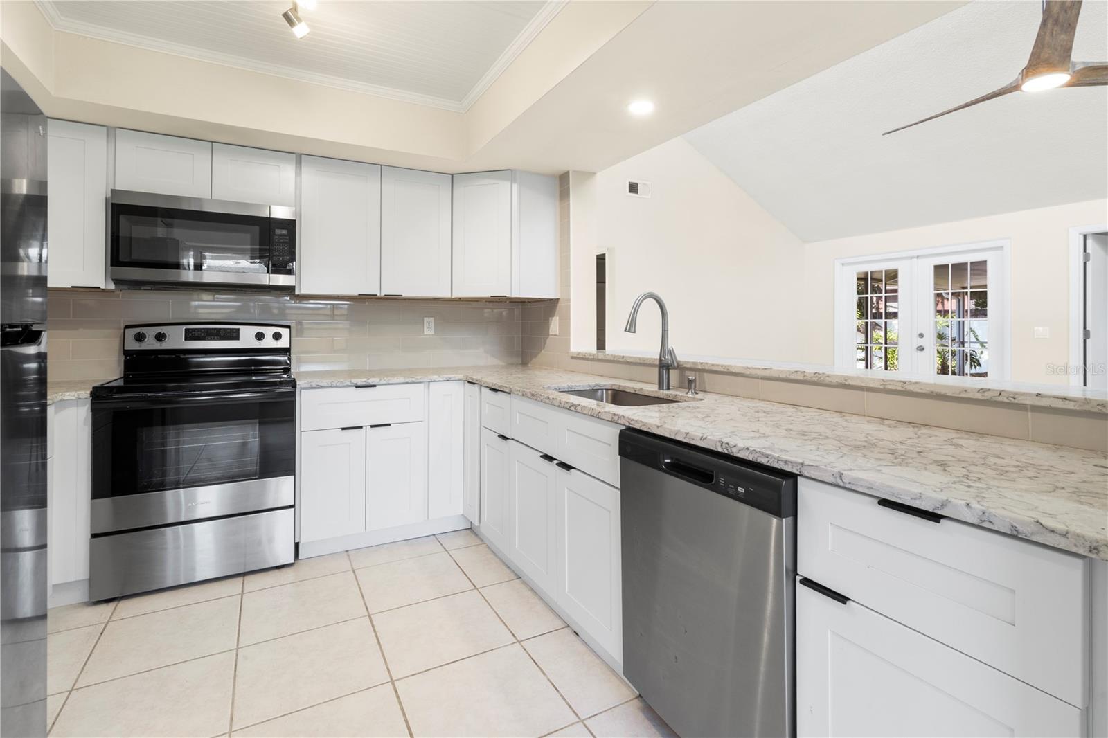 COUNTRY OAKS PH I - Residential