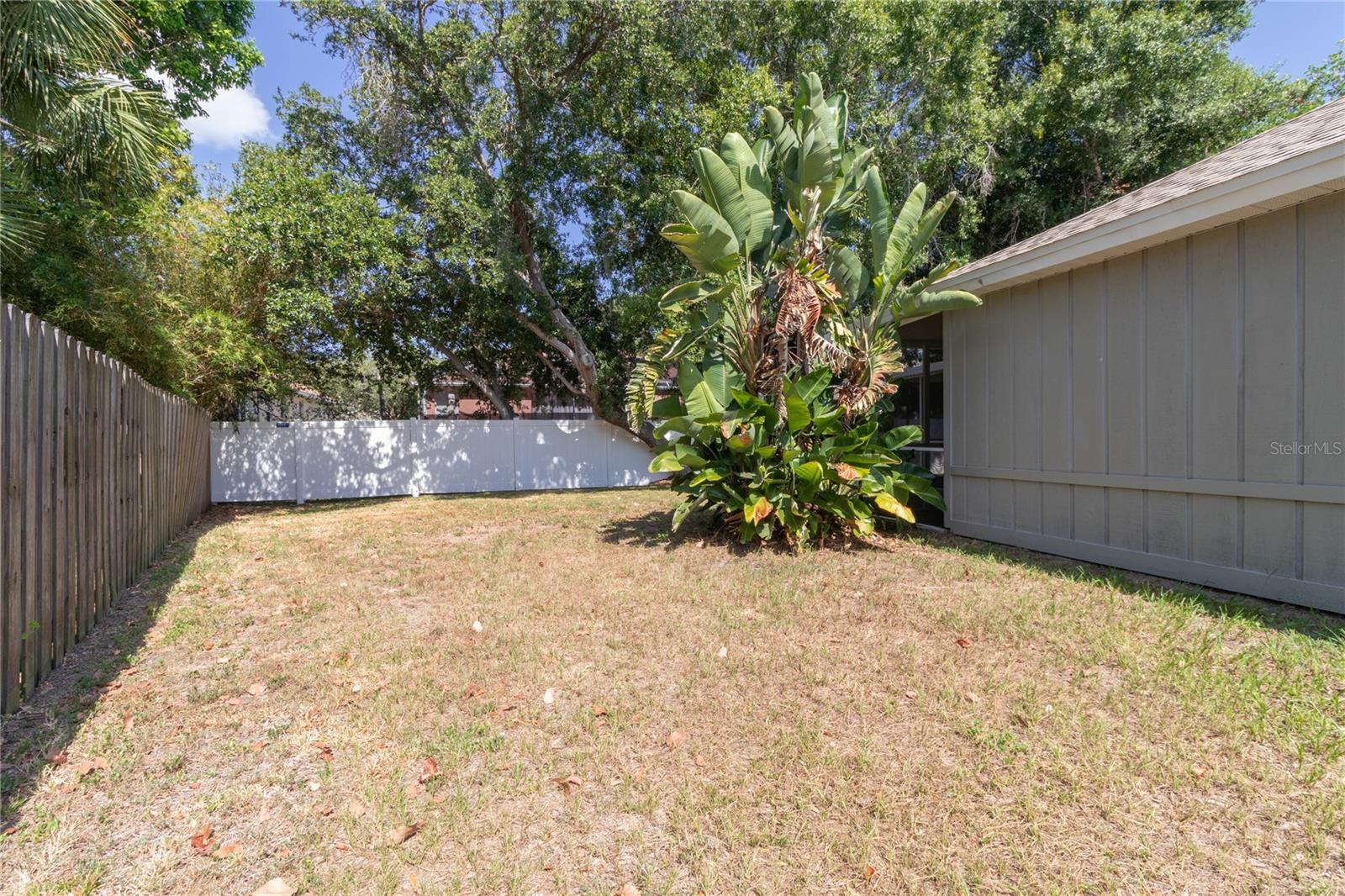 COUNTRY OAKS PH I - Residential