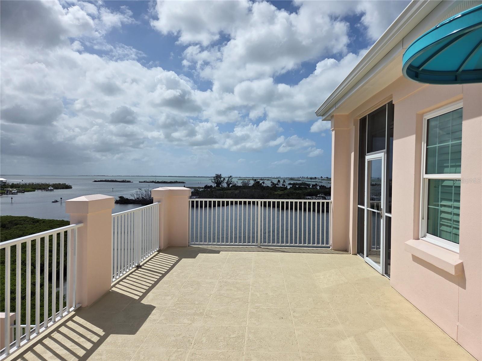 BOCA VISTA HARBOR - Residential
