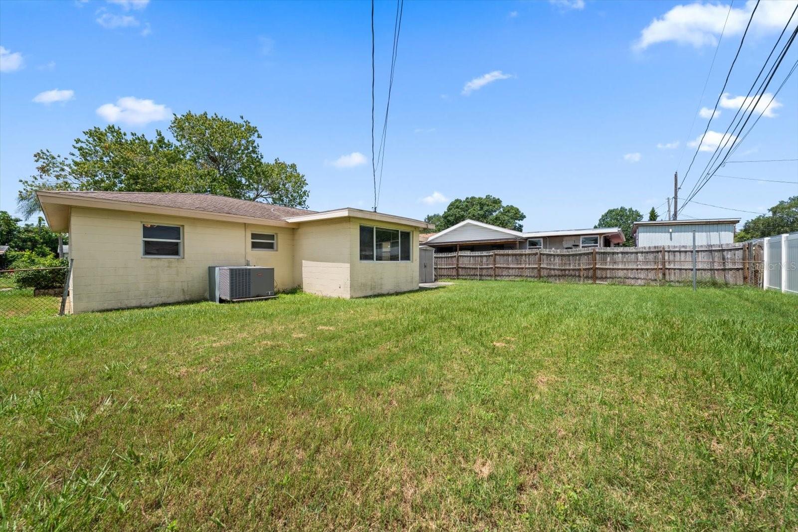 BAYOU MANOR - Residential
