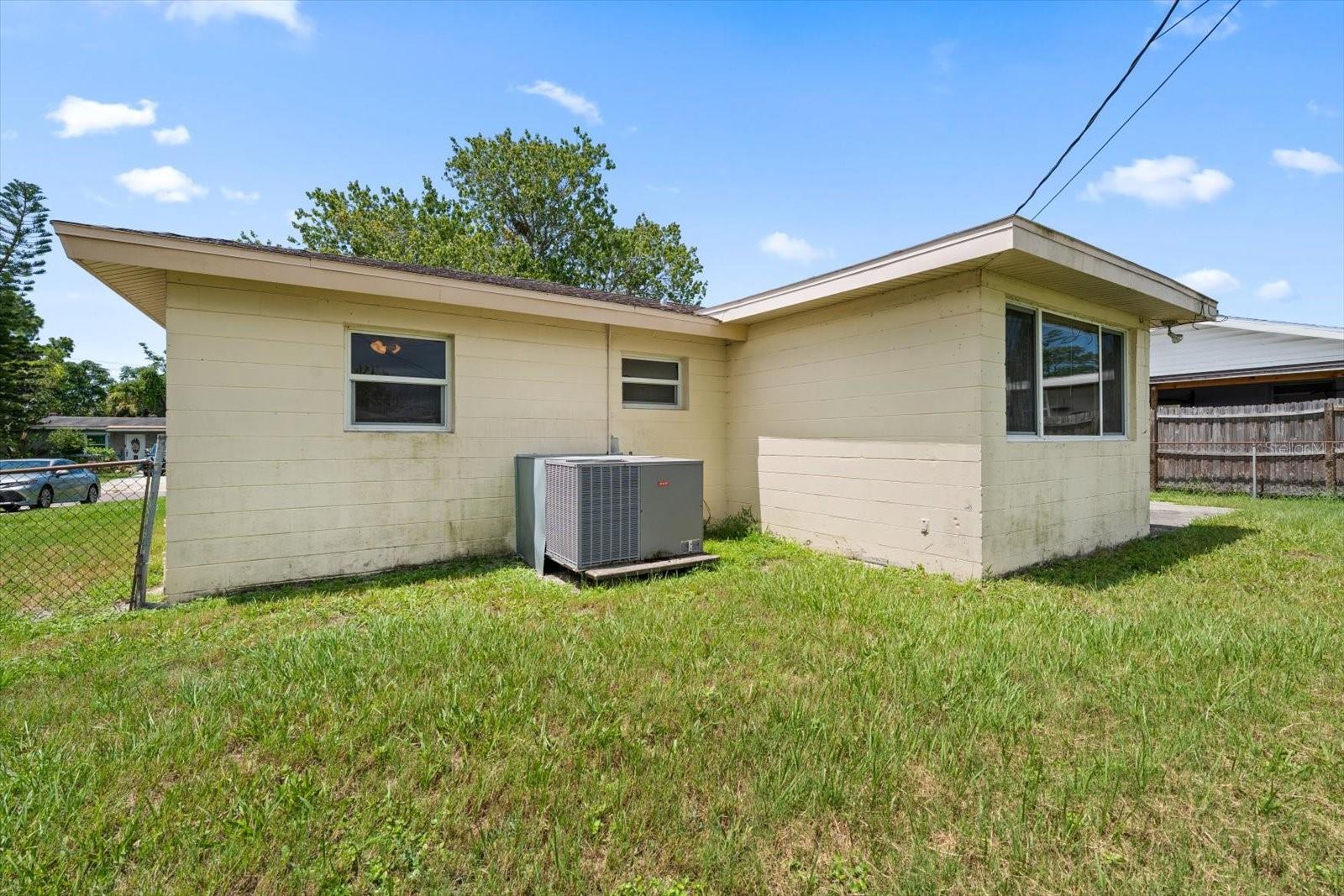 BAYOU MANOR - Residential