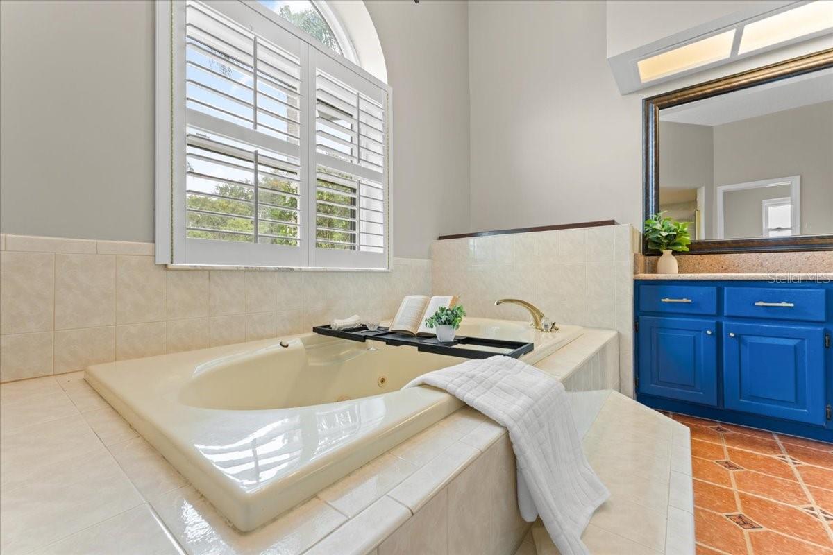 SAIL HARBOR - Residential