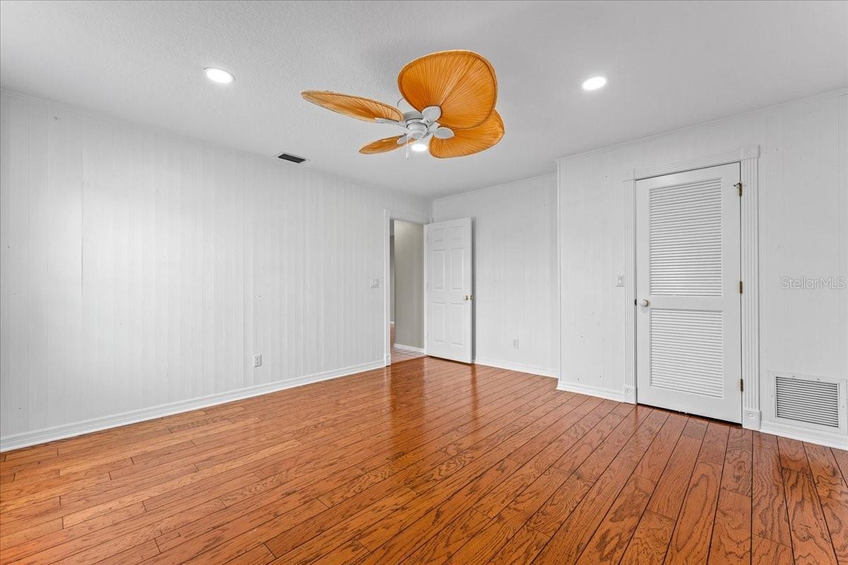 SAIL HARBOR - Residential