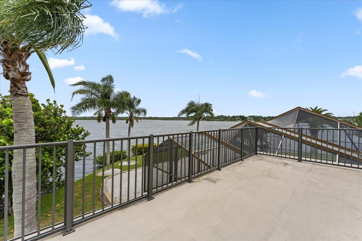 SAIL HARBOR - Residential