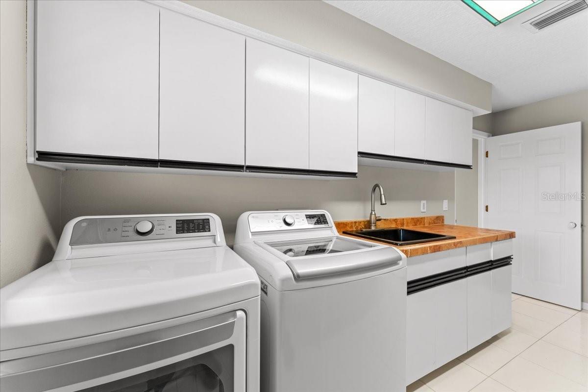 SAIL HARBOR - Residential