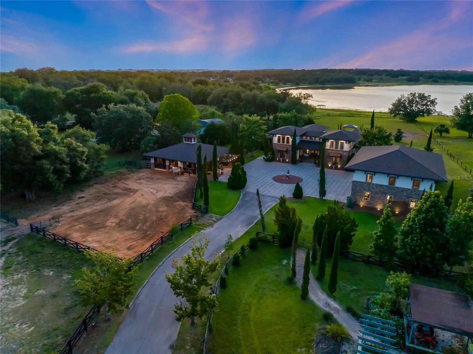 APSHAWA GROVES - Residential