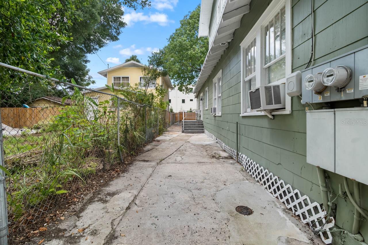 CUSCADEN GROVE - Residential Income