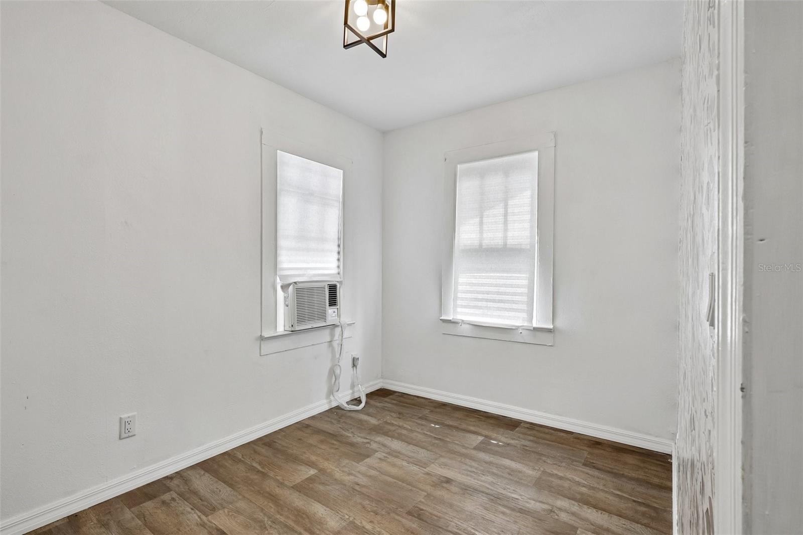 CUSCADEN GROVE - Residential Income