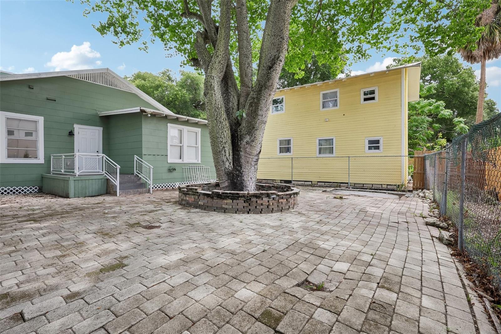 CUSCADEN GROVE - Residential Income