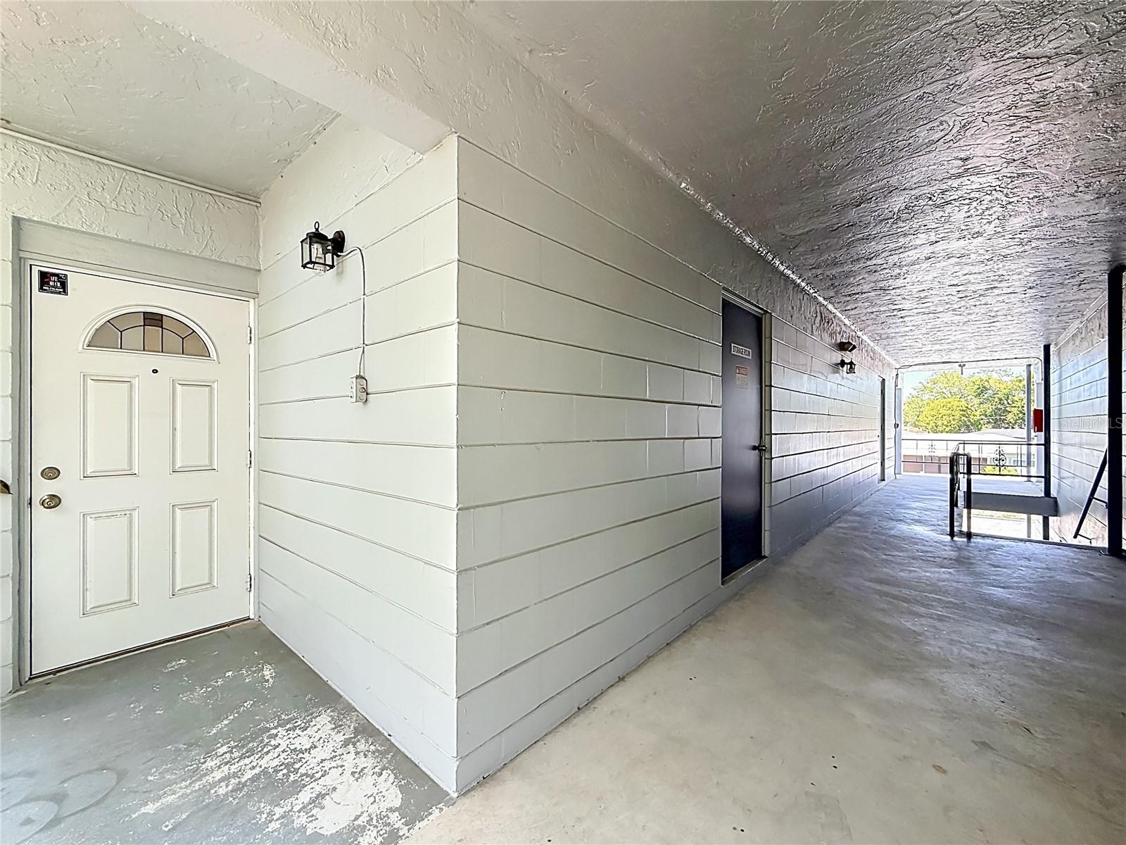 CLEARVIEW OAKS PARADISE - Residential