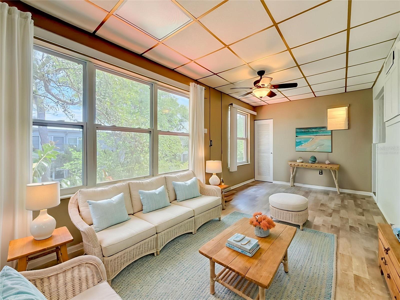 CLEARVIEW OAKS PARADISE - Residential