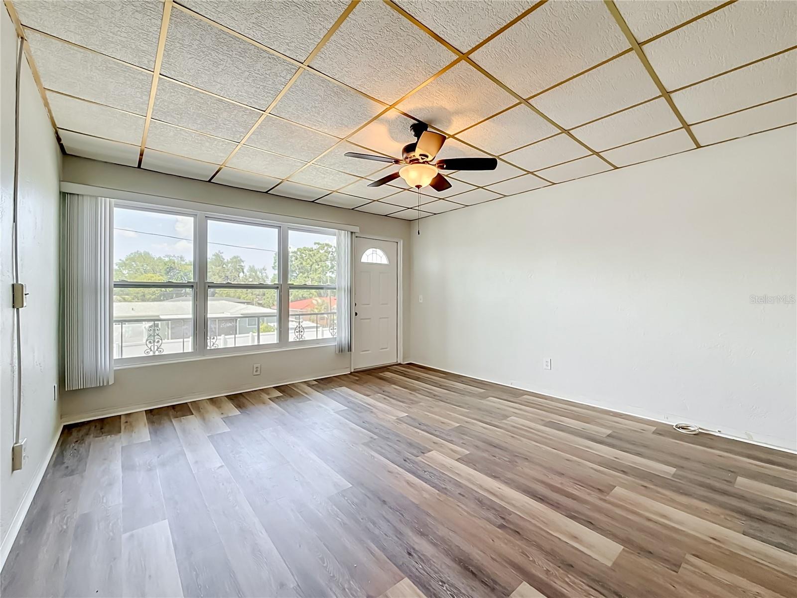 CLEARVIEW OAKS PARADISE - Residential