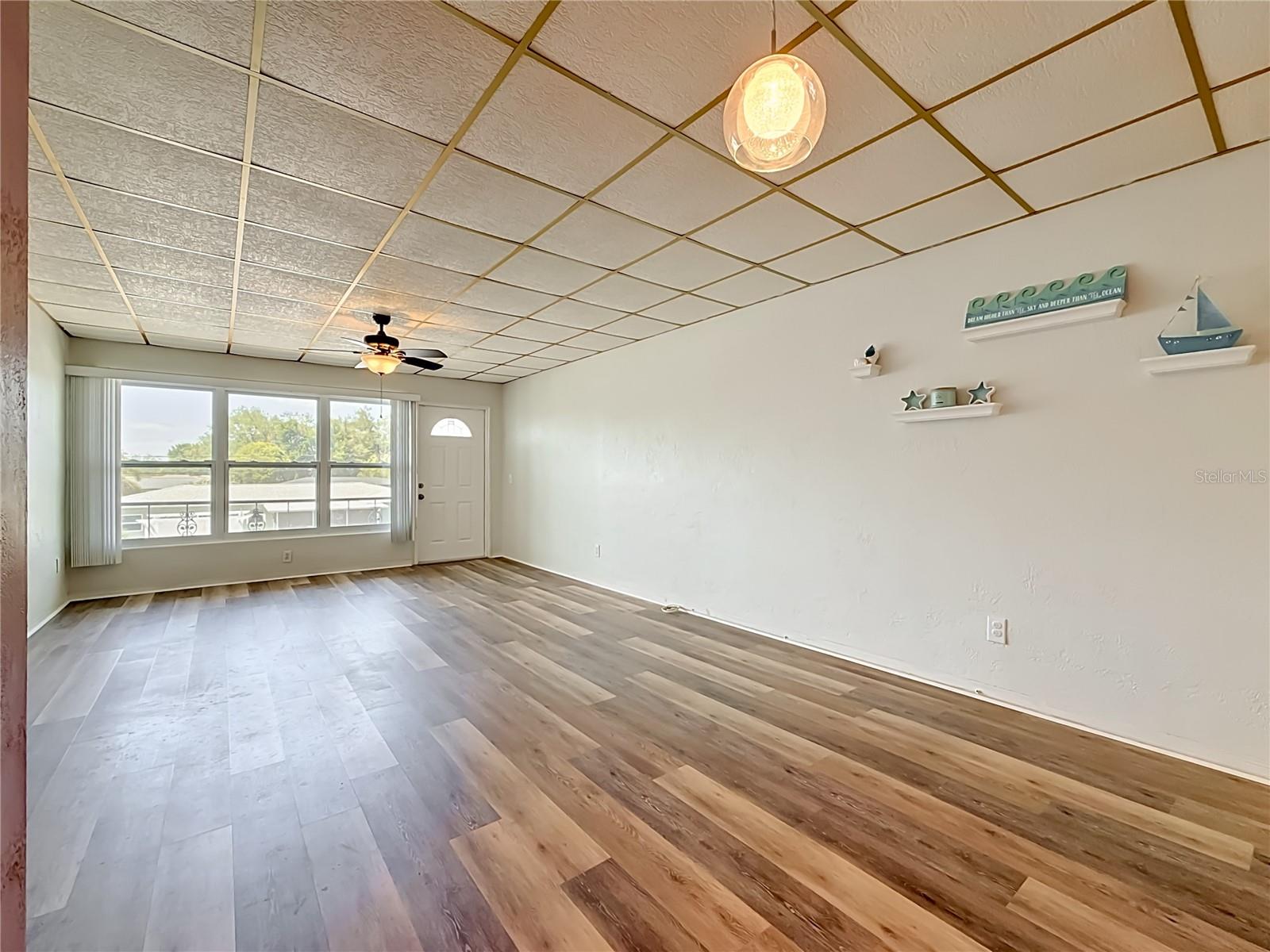 CLEARVIEW OAKS PARADISE - Residential