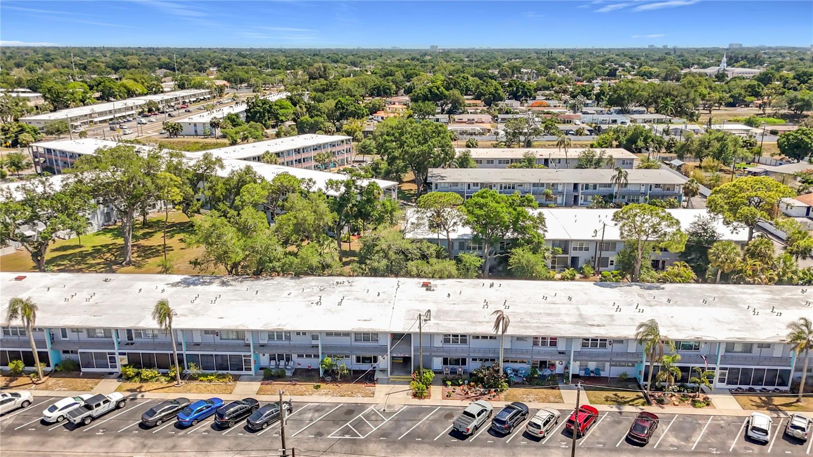 CLEARVIEW OAKS PARADISE - Residential