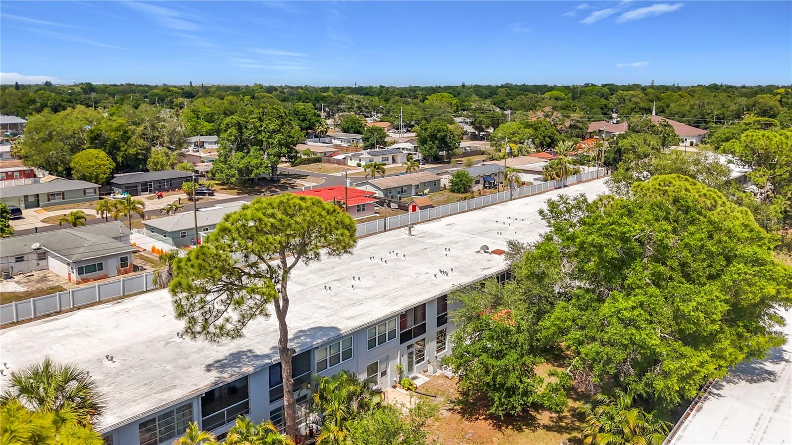 CLEARVIEW OAKS PARADISE - Residential