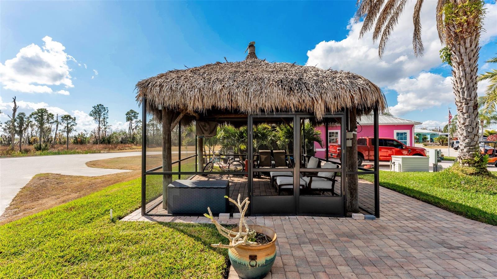 BAY LAKE RESIDENCE - Land