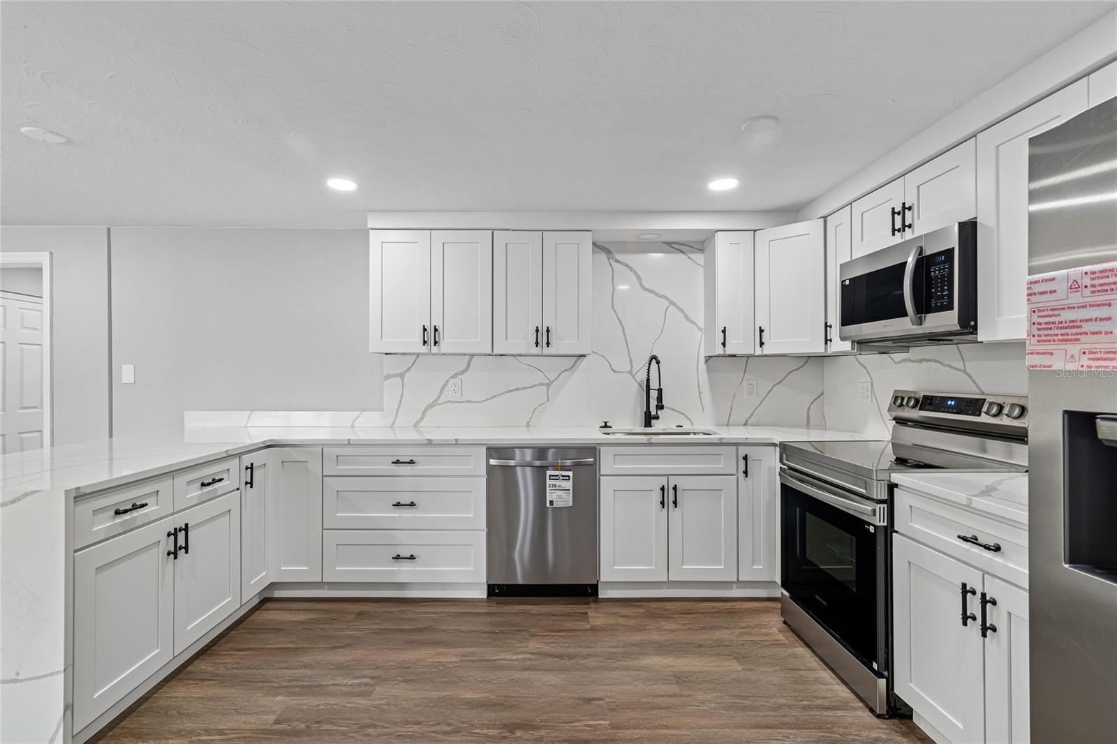 CREST RIDGE GARDENS - Residential