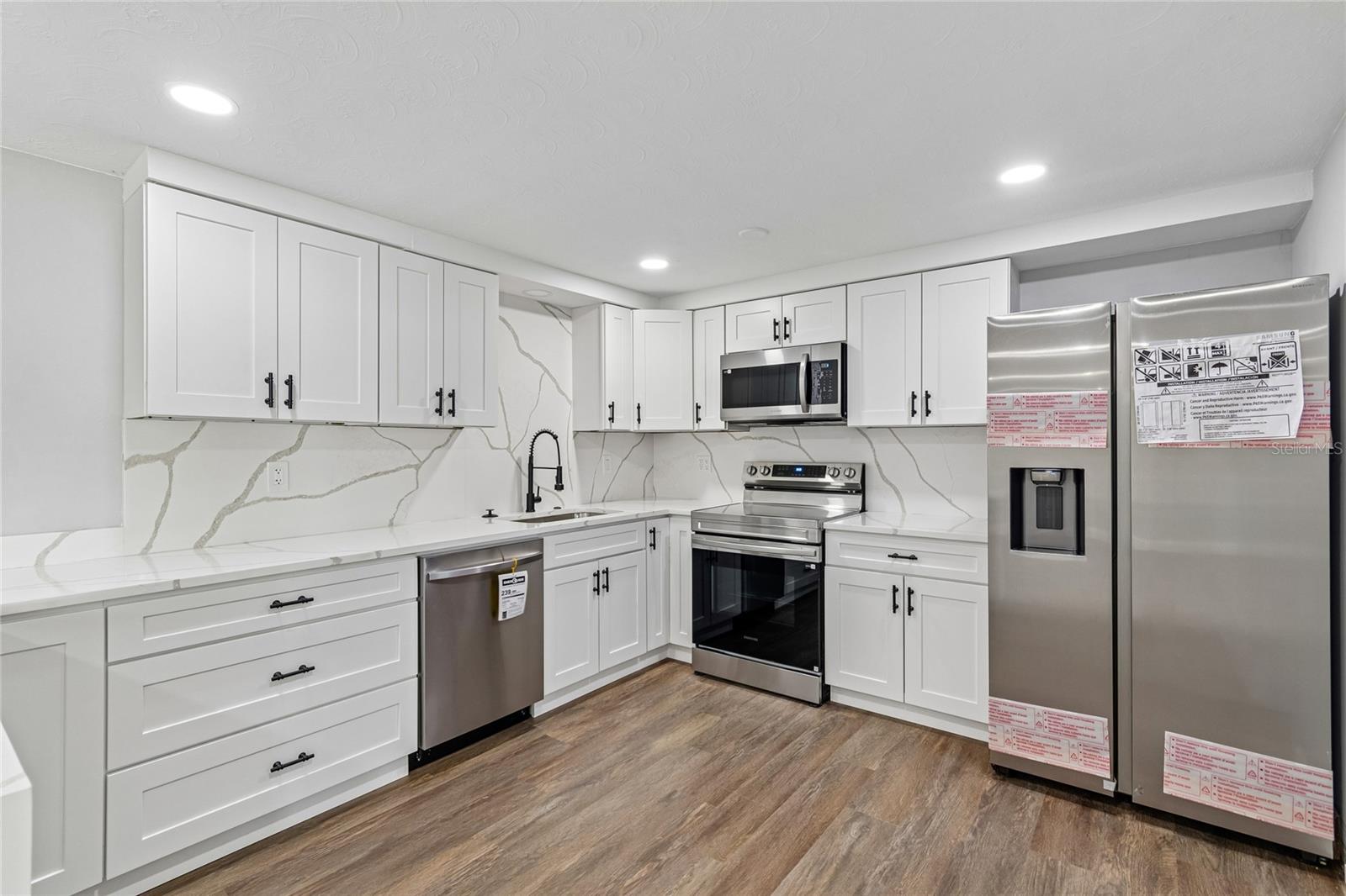 CREST RIDGE GARDENS - Residential