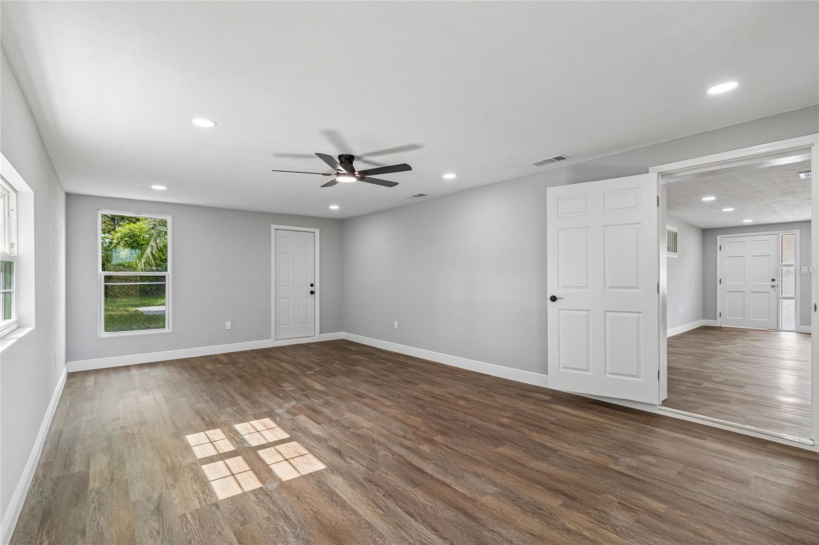 CREST RIDGE GARDENS - Residential