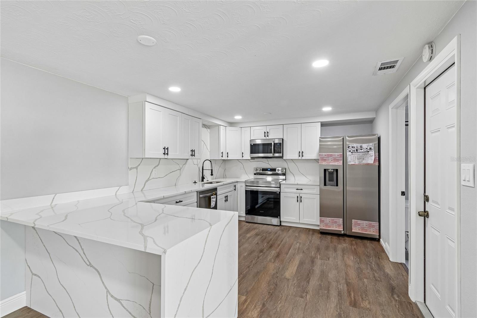 CREST RIDGE GARDENS - Residential