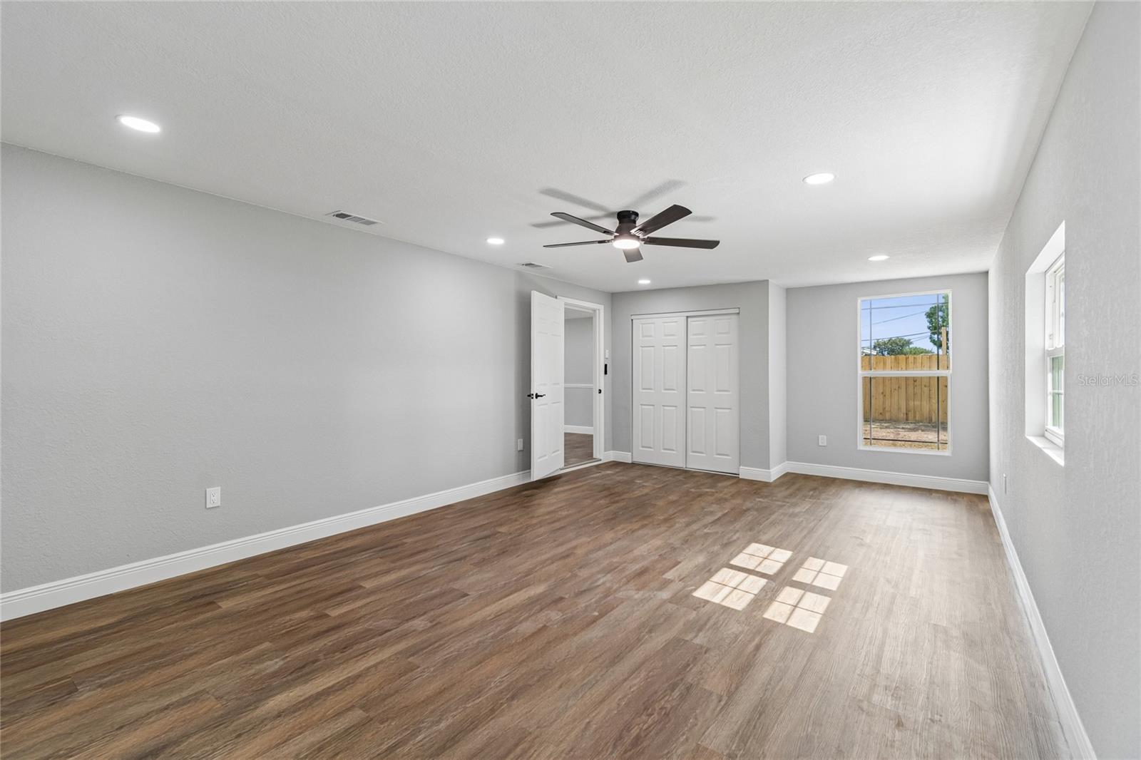 CREST RIDGE GARDENS - Residential