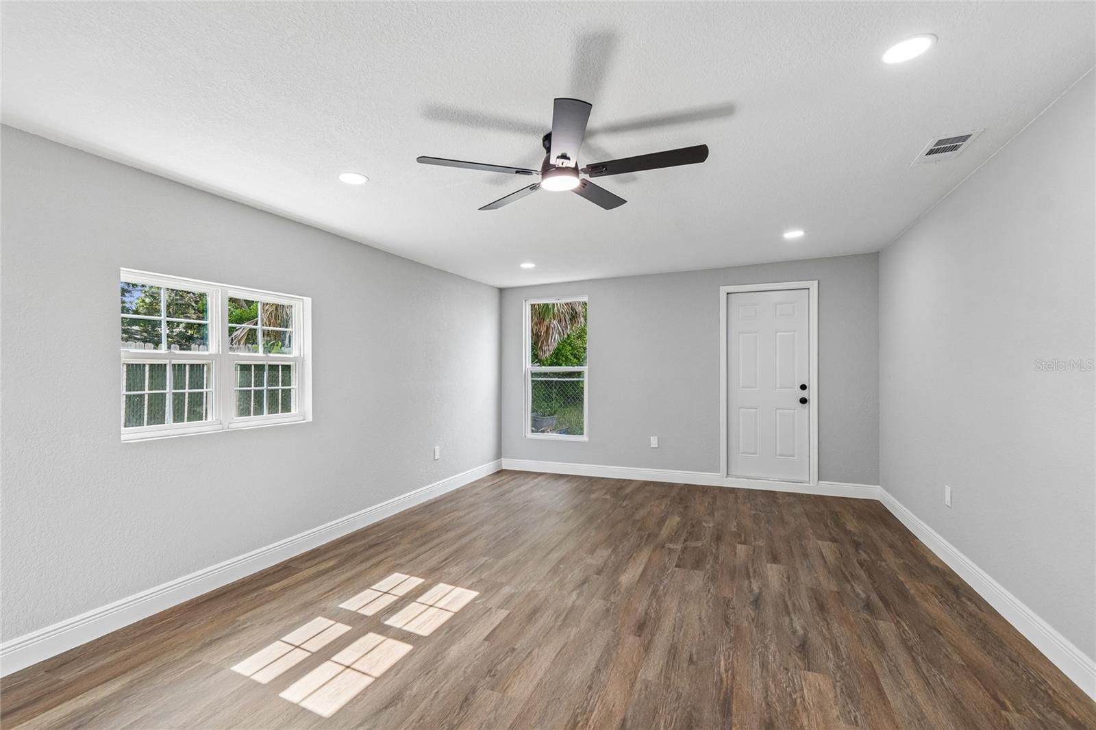 CREST RIDGE GARDENS - Residential