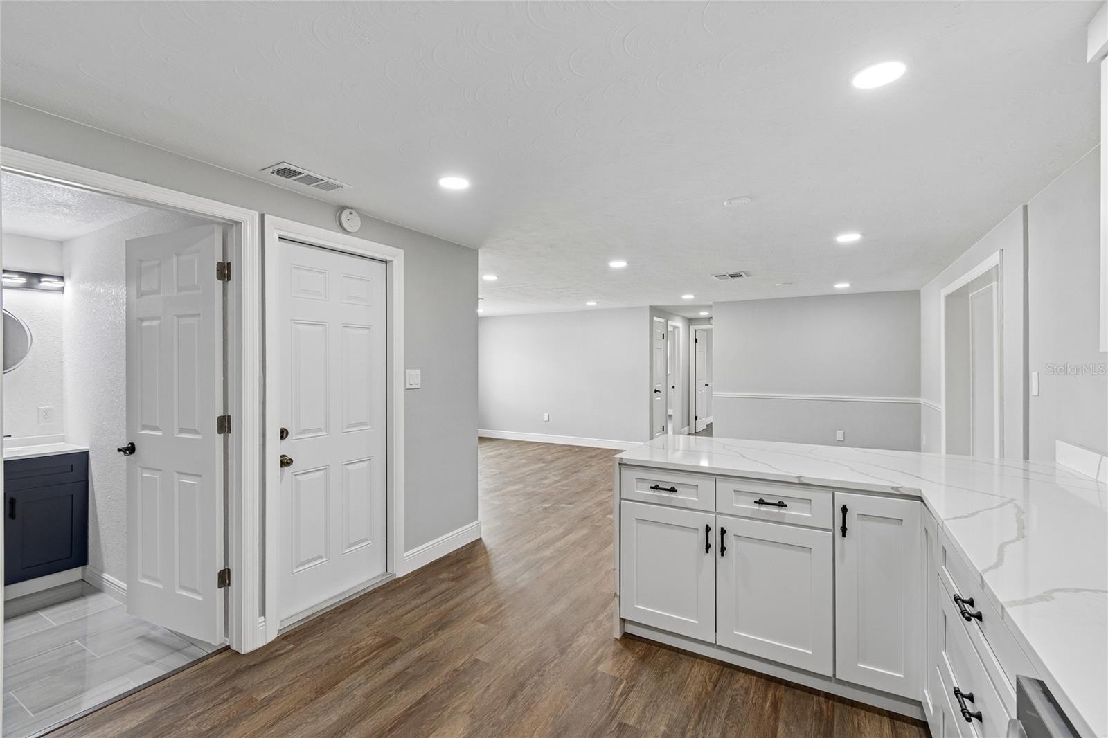 CREST RIDGE GARDENS - Residential