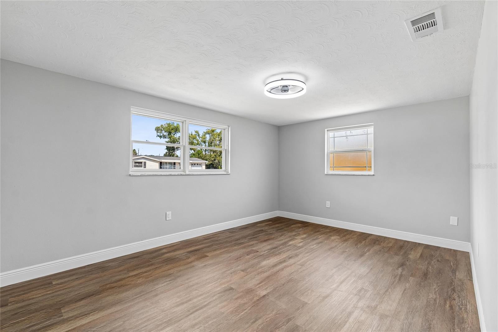 CREST RIDGE GARDENS - Residential