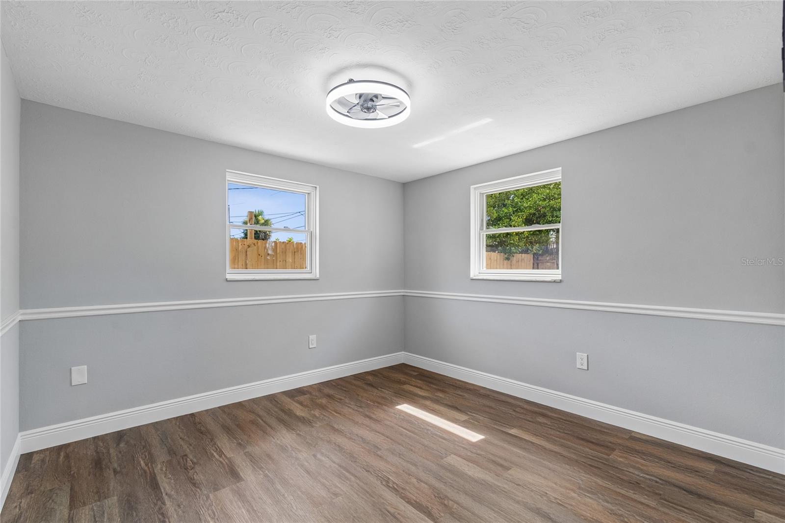 CREST RIDGE GARDENS - Residential