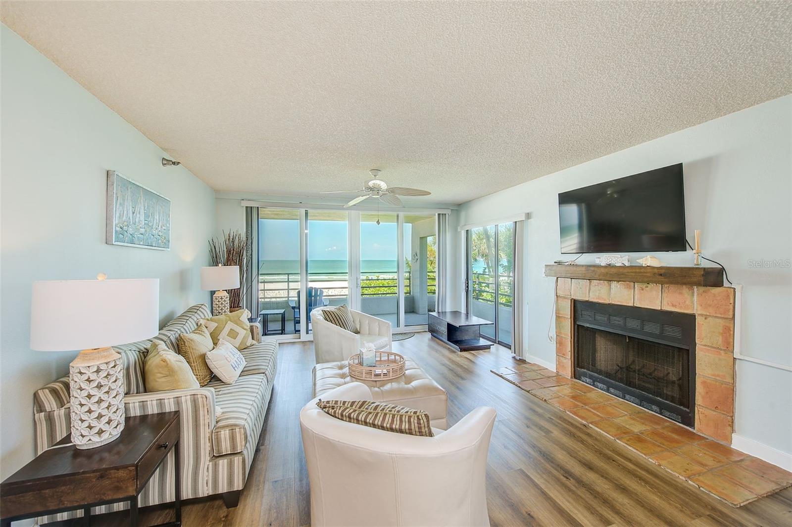 PIER HOUSE CONDO - Residential