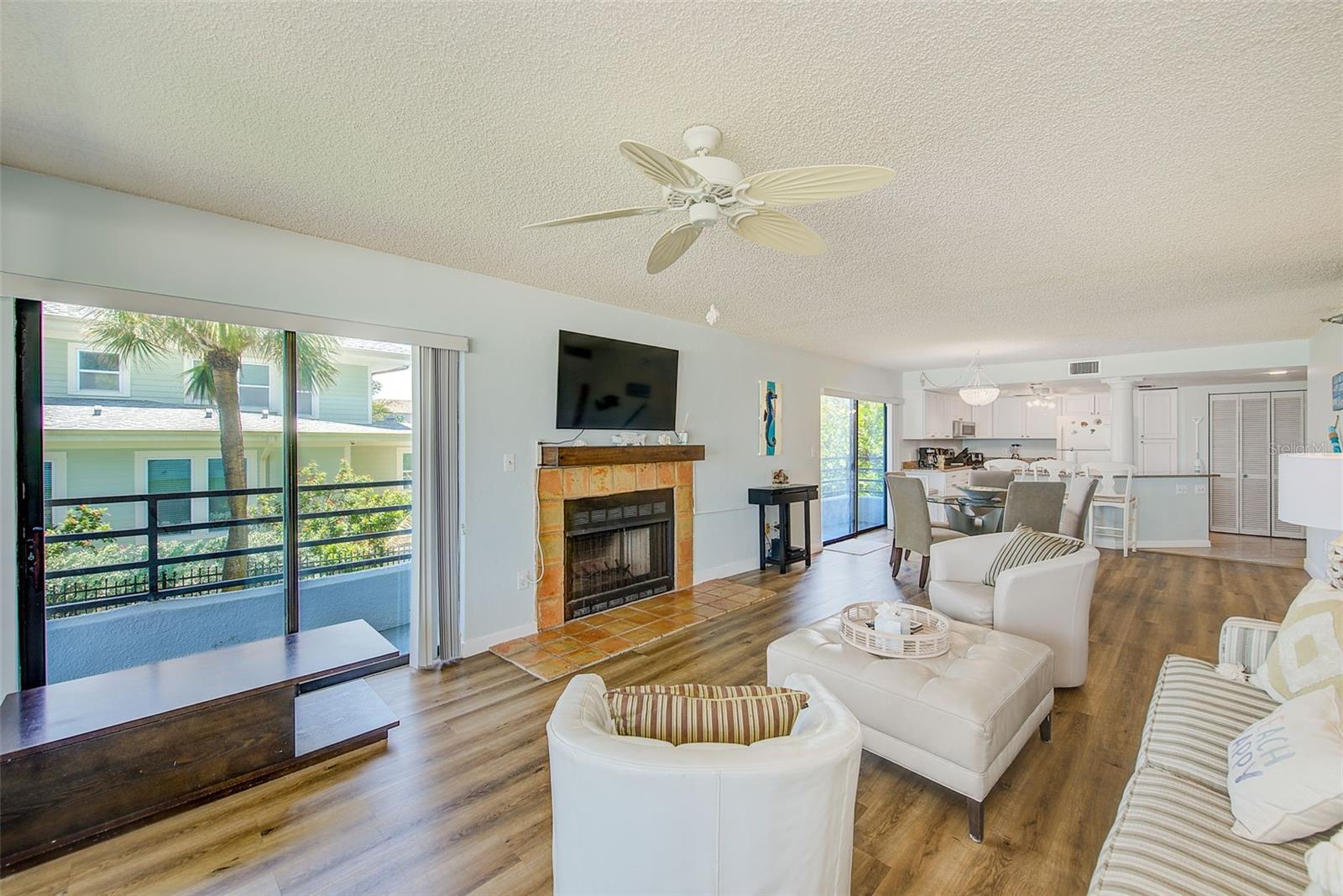 PIER HOUSE CONDO - Residential