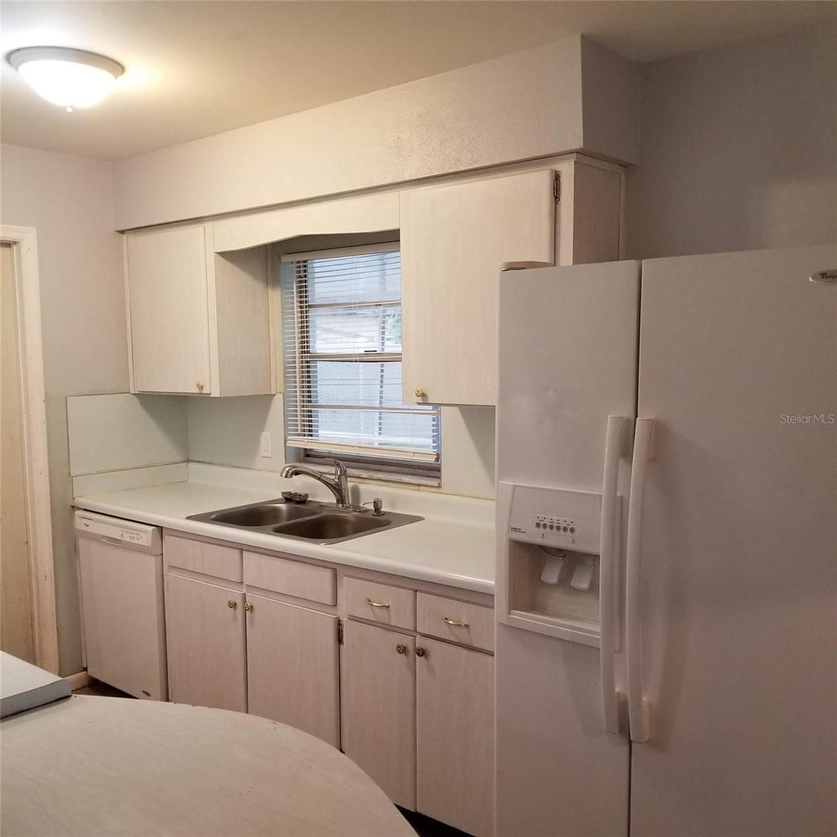 TOWN'N COUNTRY PARK UNIT NO 20 LOT 14 BLOCK 46 - Residential