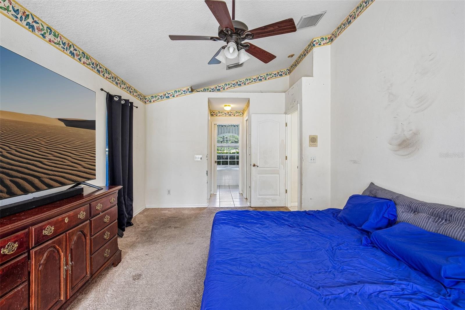KINGSWAY OAKS UNIT 2 - Residential