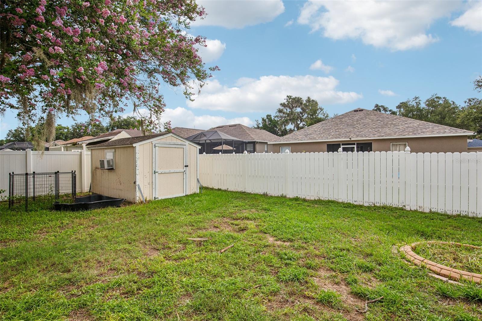 KINGSWAY OAKS UNIT 2 - Residential