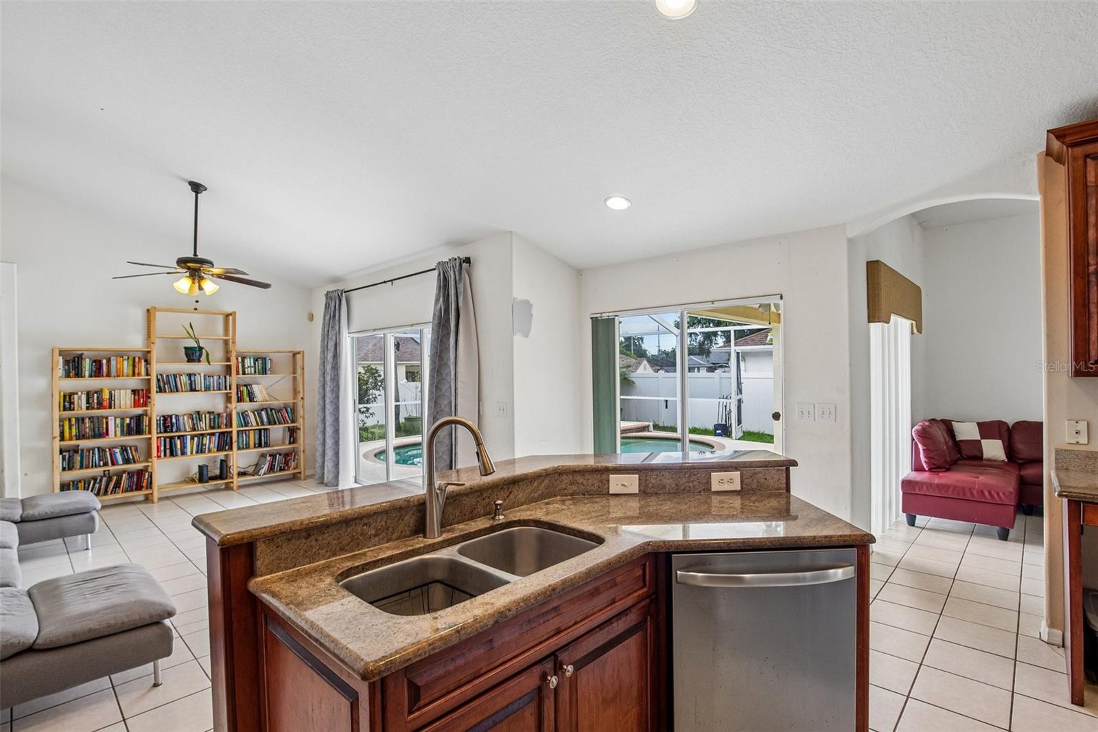KINGSWAY OAKS UNIT 2 - Residential