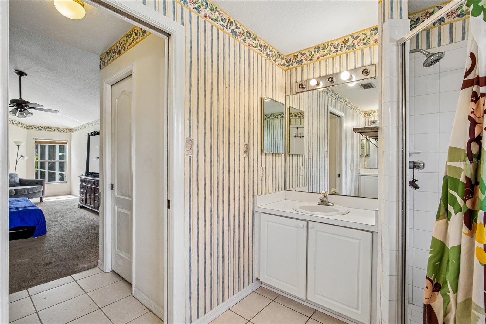KINGSWAY OAKS UNIT 2 - Residential