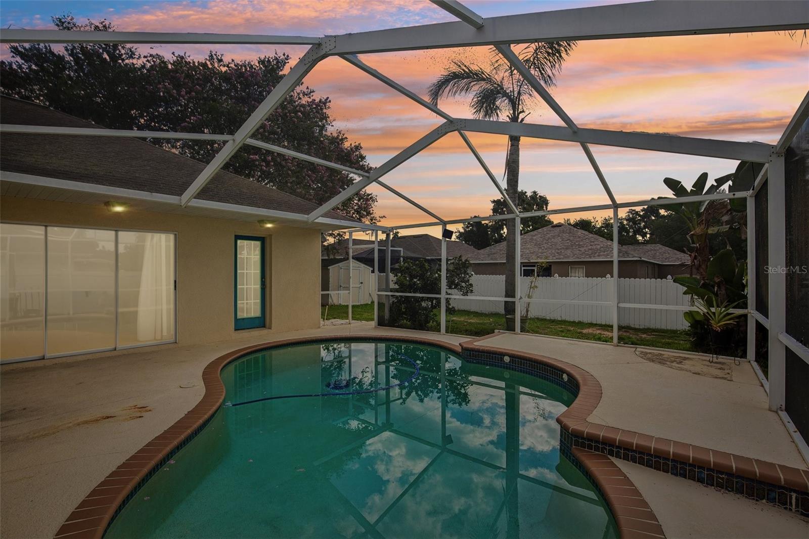 KINGSWAY OAKS UNIT 2 - Residential