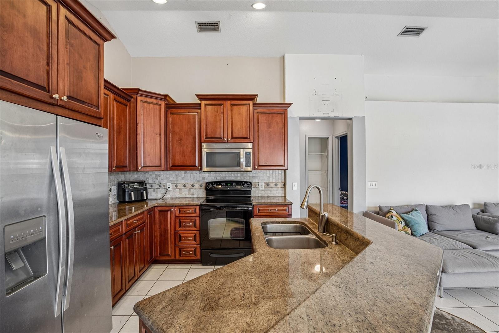 KINGSWAY OAKS UNIT 2 - Residential
