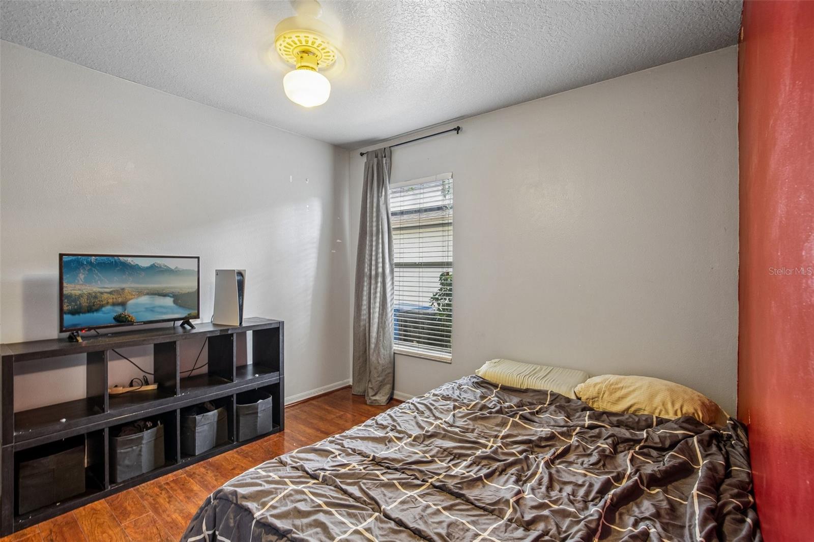 KINGSWAY OAKS UNIT 2 - Residential