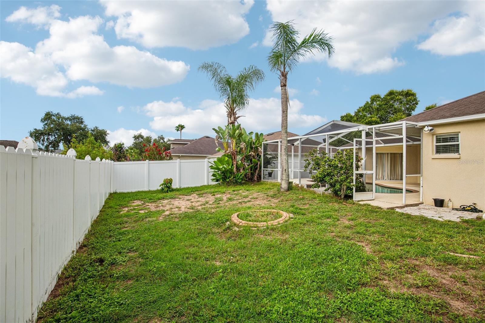 KINGSWAY OAKS UNIT 2 - Residential