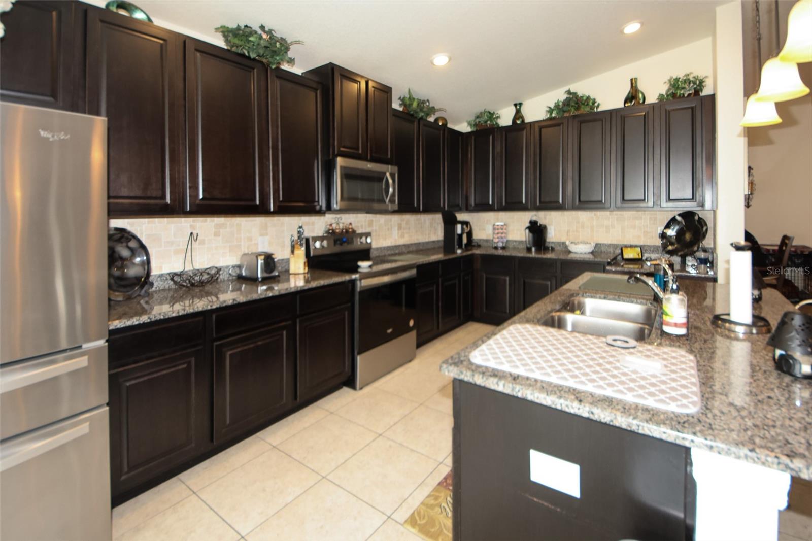 VILLAGES AT AVALON PH 2B EAST - Residential