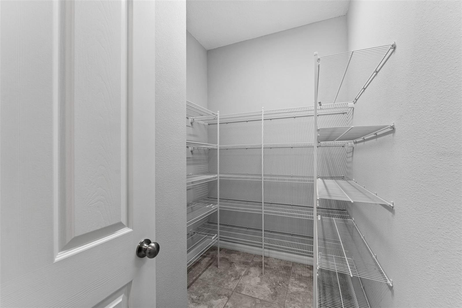 LAKEVIEW PRESERVE - Residential Lease