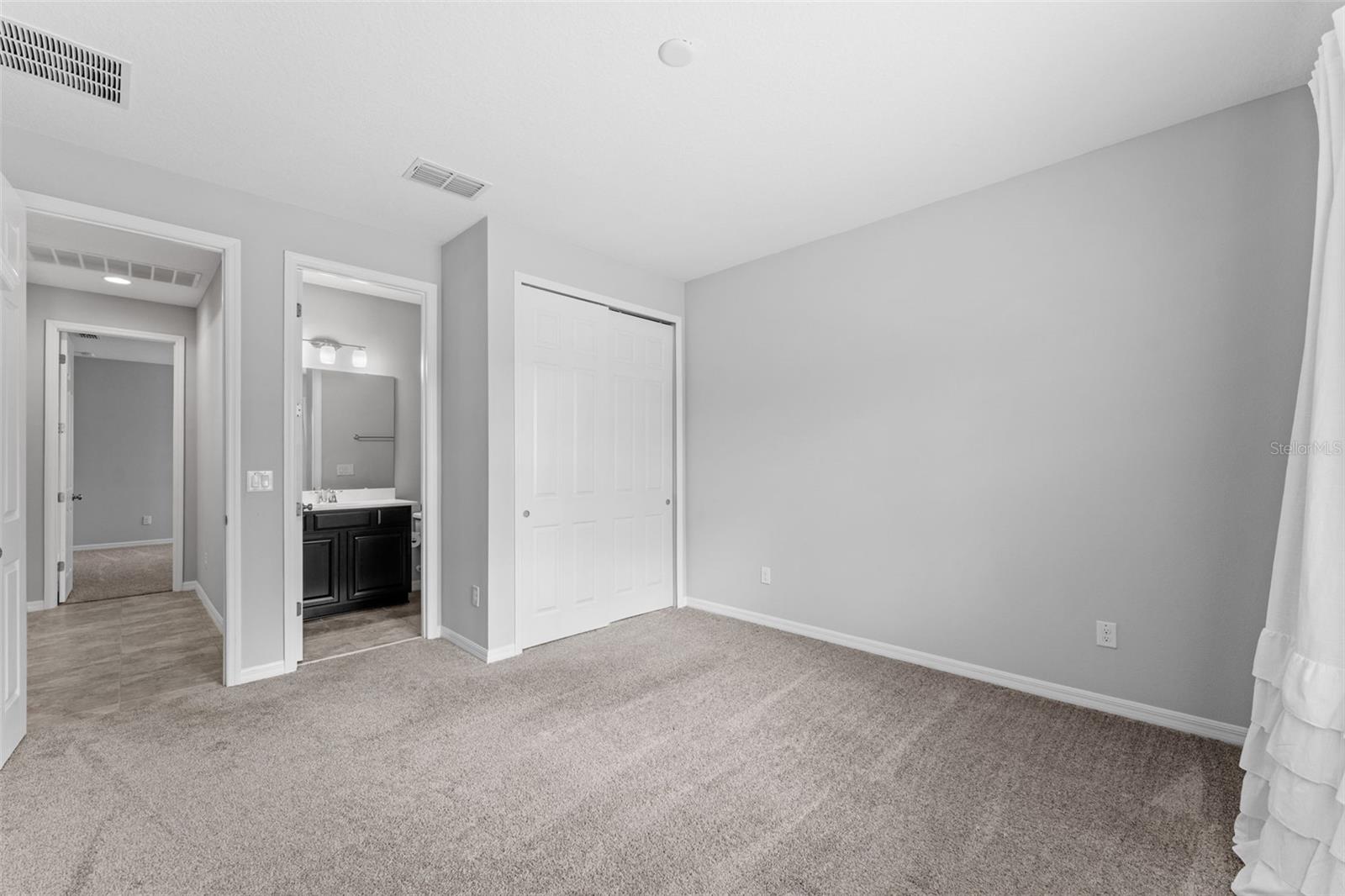 LAKEVIEW PRESERVE - Residential Lease