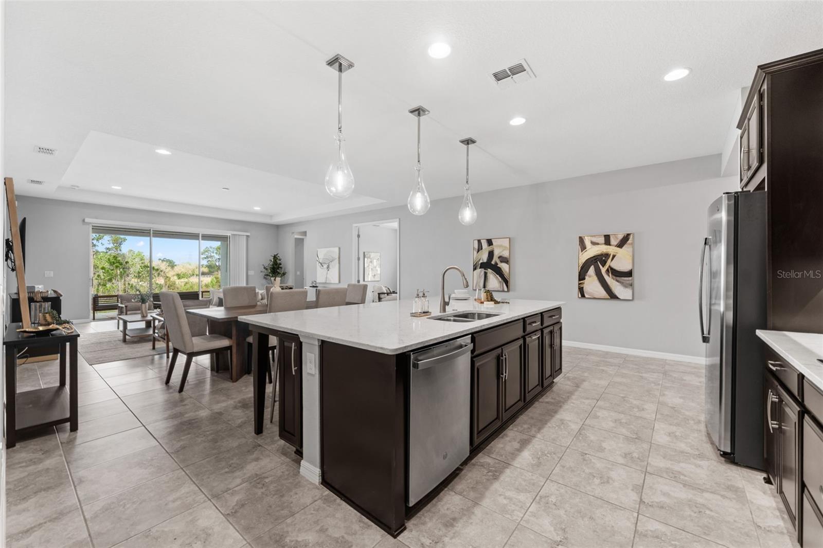 LAKEVIEW PRESERVE - Residential Lease