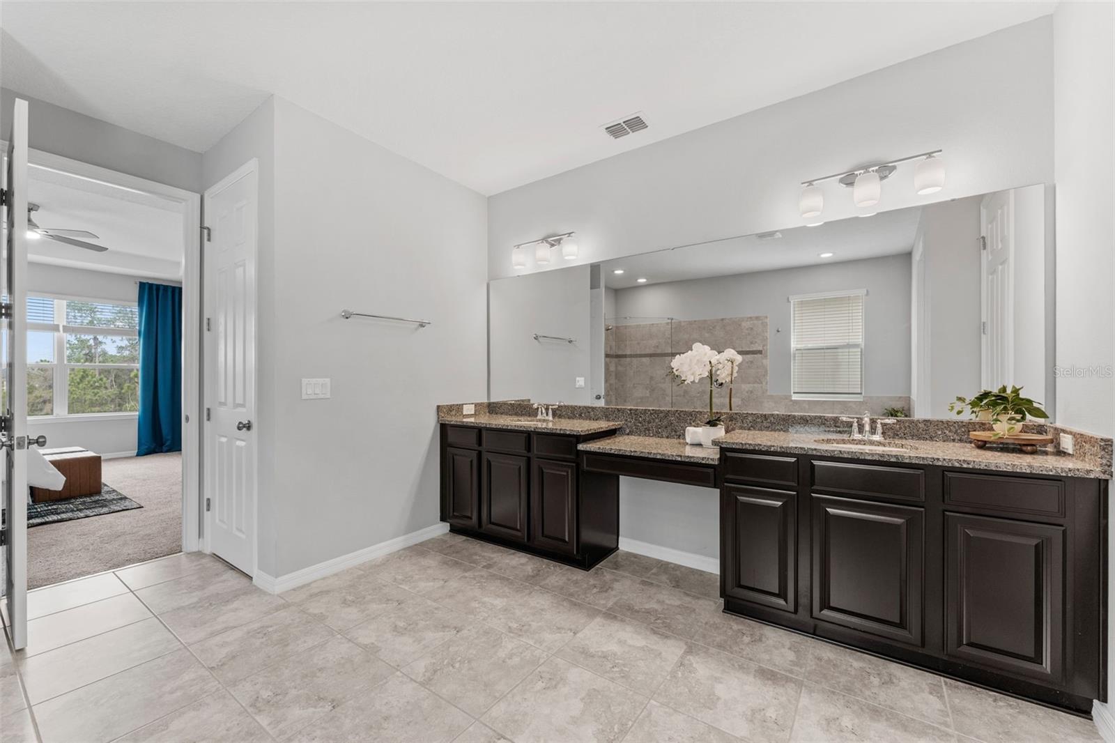 LAKEVIEW PRESERVE - Residential Lease