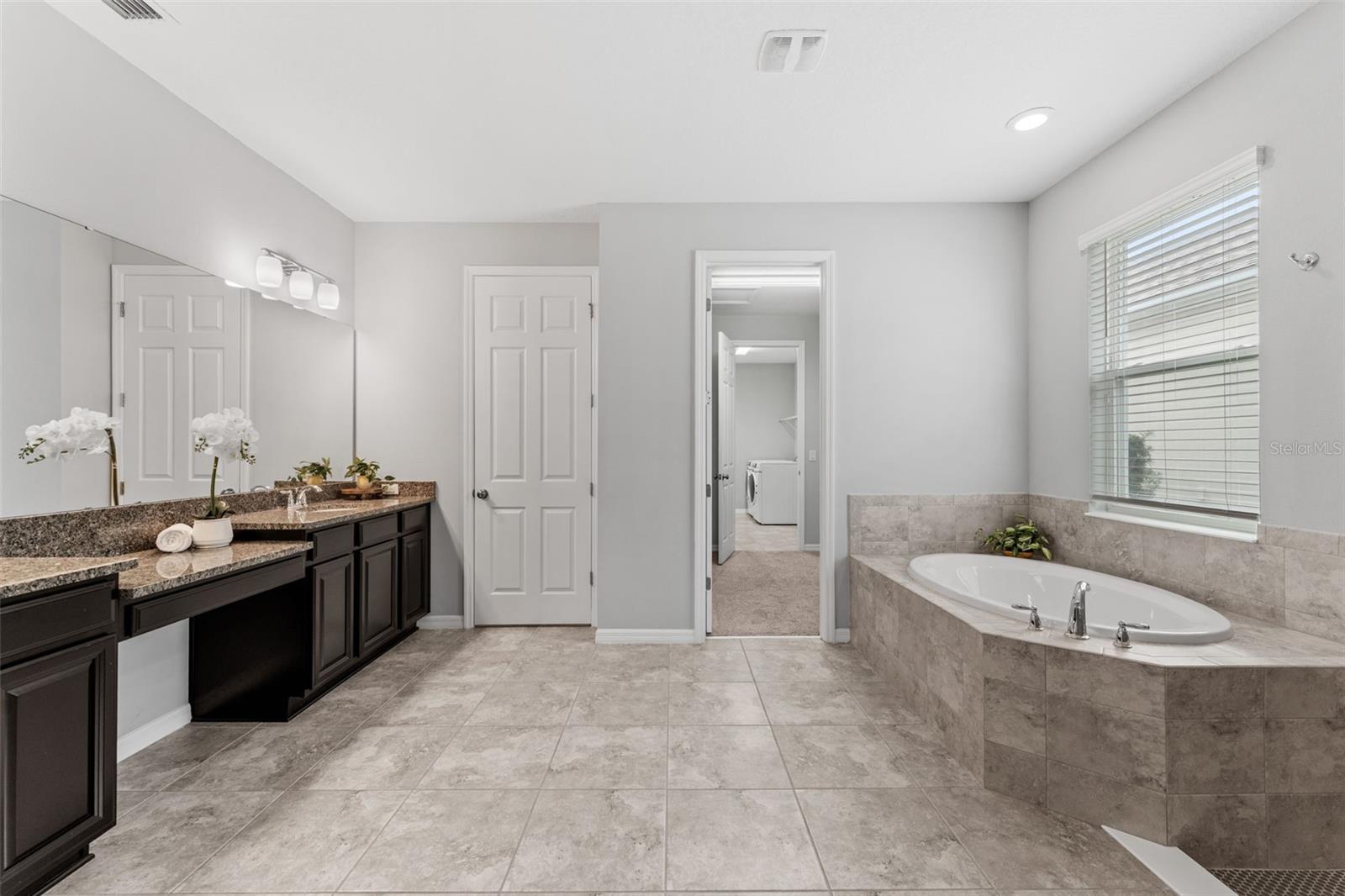 LAKEVIEW PRESERVE - Residential Lease