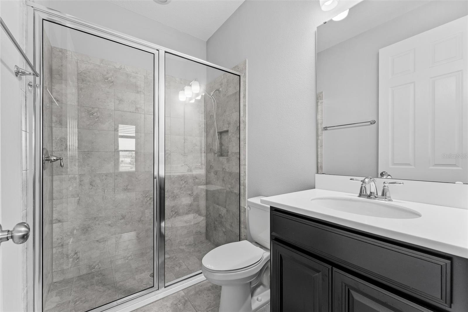 LAKEVIEW PRESERVE - Residential Lease