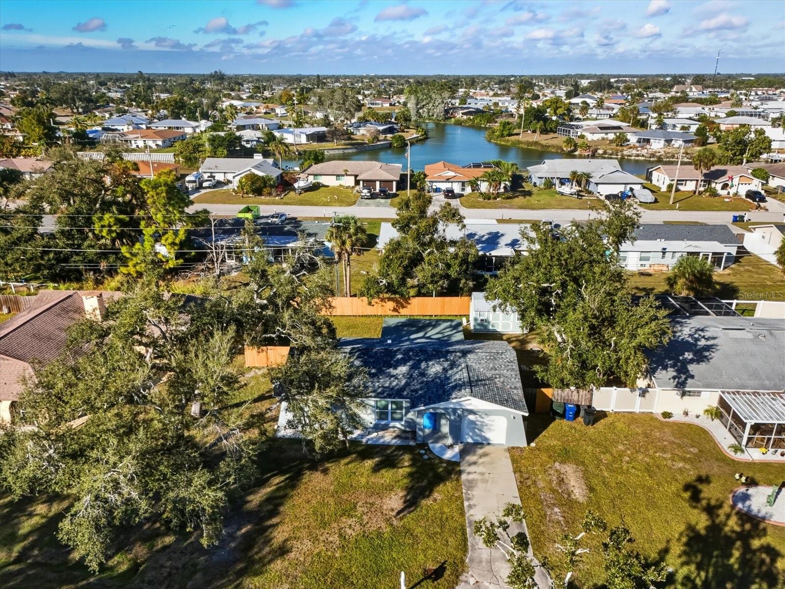SOUTH VENICE - Residential