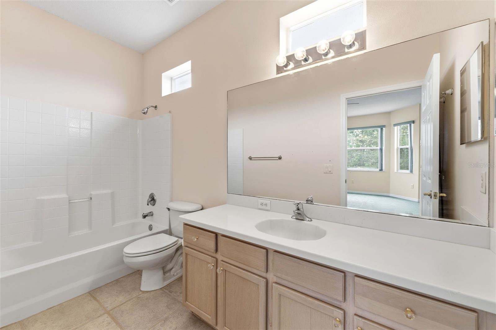 GROVES PH 01A - Residential